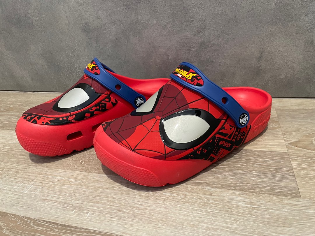 Crocs sales nu sentral