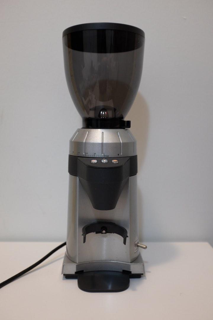 Delonghi coffee machine EC155 & Wellhome ZD16 set, TV & Home