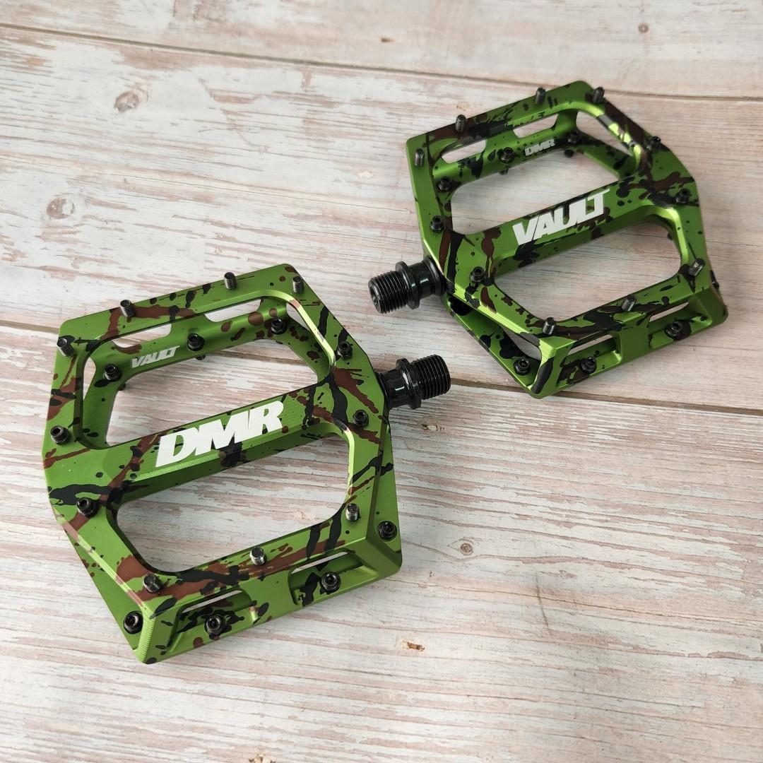 DMR Vault Pedal Green Camo
