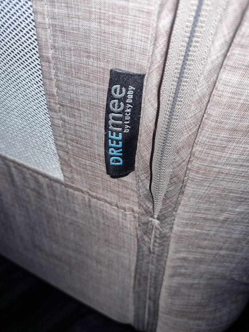 Dreemee side sleeping cot, Babies & Kids, Baby Nursery & Kids Furniture