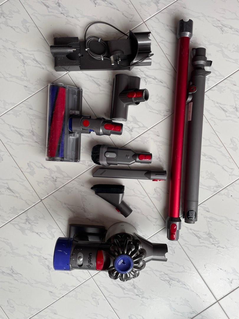Dyson V7 Absolute with accessories, TV & Home Appliances, Vacuum