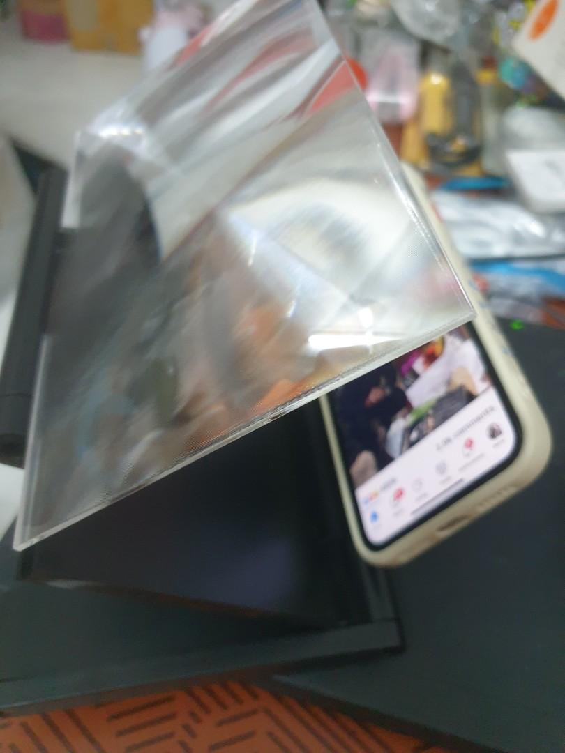Folding Screen Enlarger, Mobile Phones & Gadgets, Mobile & Gadget