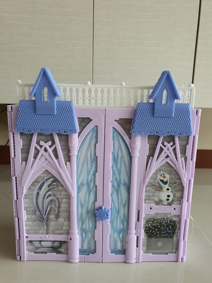 Frozen Doll House, Hobbies & Toys, Toys & Games on Carousell
