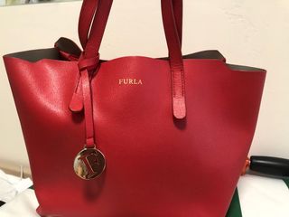 （分類：）位於 。 由 sell.stuffs 提交（商品編號 1181340129，圖片 1）。簡介： 。