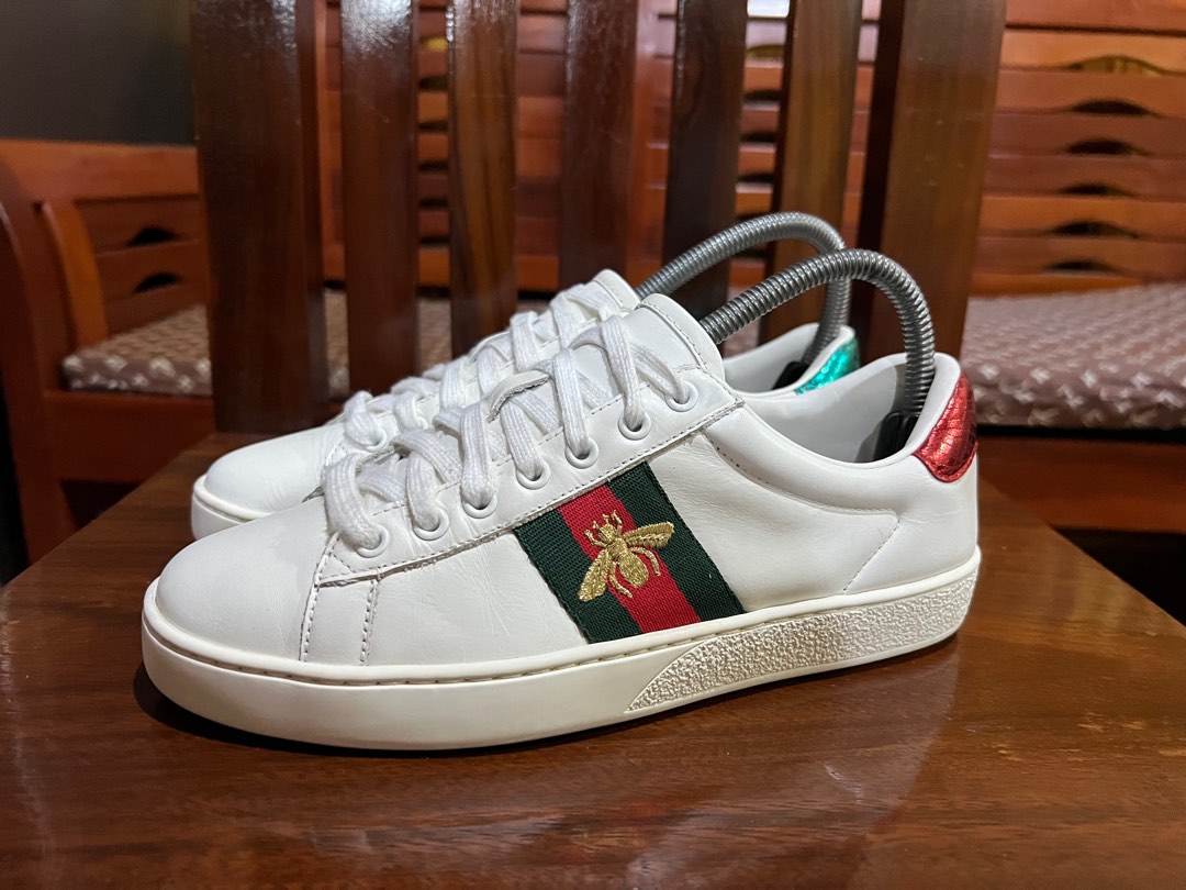 Gucci Bee low tops, Women's Fashion, Sneakers on Carousell