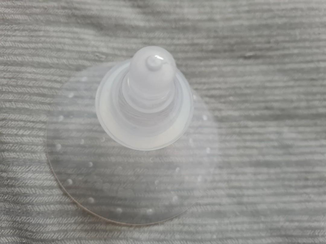 Haakaa Breastfeeding Nipple Shield Round, Babies & Kids, Maternity