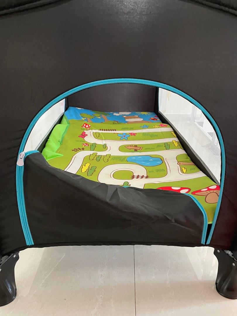 Hauck travel cot bedding top