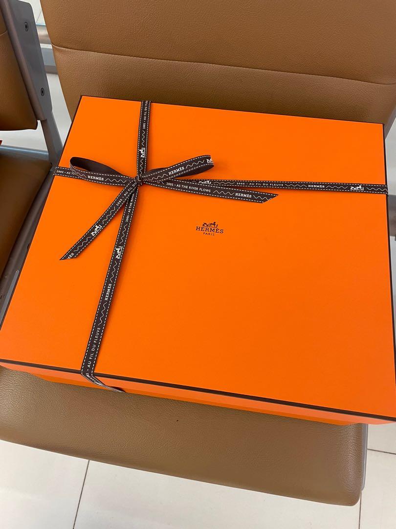 Hermes Garden Party Canvas 30, Luxury, Bags & Wallets on Carousell