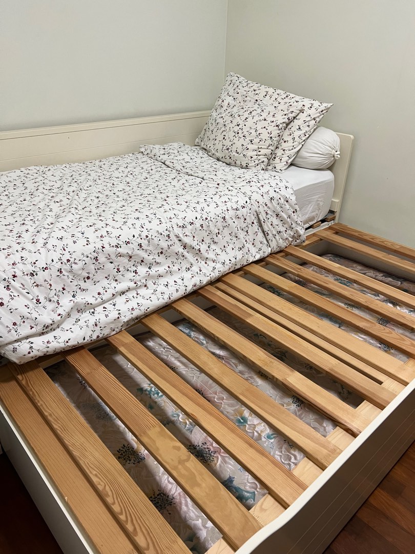 IKEA Bygland Pull out day bed (twin single), Furniture & Home Living