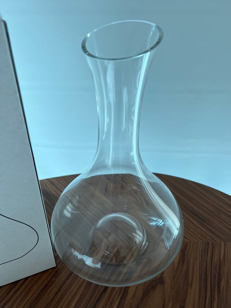 Ikea decanter water jar, 家庭電器, 廚房電器, 其他廚具 Carousell