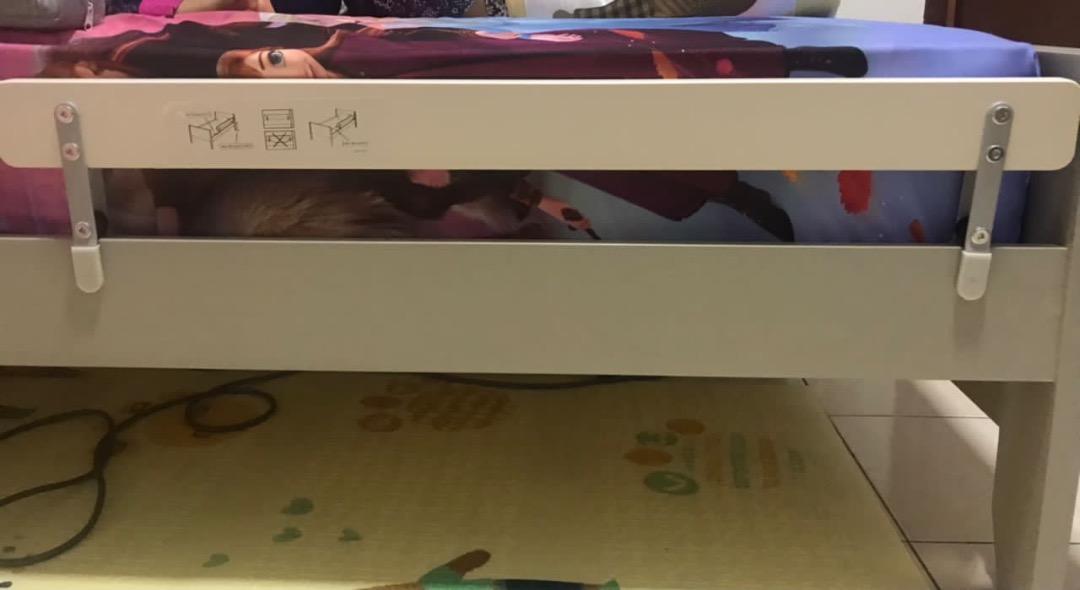 Ikea VIKARE Bed Guard Rail / Penghadang Katil (White)., Babies & Kids