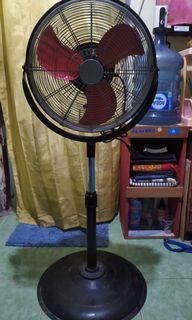 Kipas krisbow besi besar