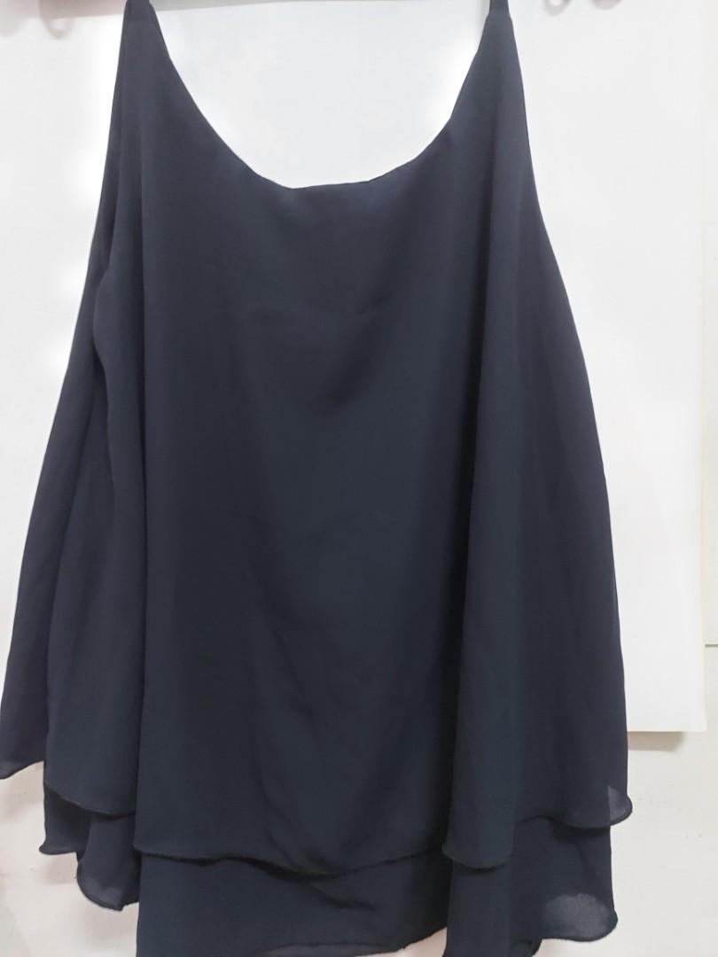 L Spaghetti strap (Category: Blouses) located in Makati City. Submitted by heryet (Listing ID 1181412616, Image 2). Description: can fit L to XL frame.