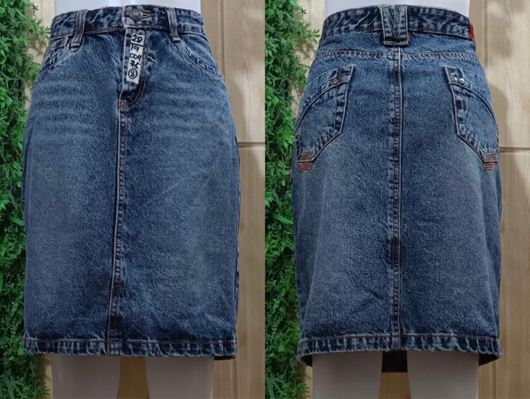 Vintage Denim Midi Skirt (M) main image 1