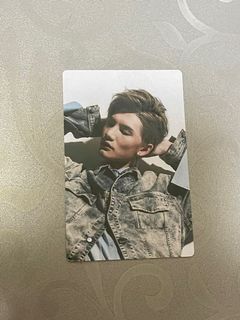 （分類：）位於 。 由 aherdofcattle 提交（商品編號 1181483786，圖片 1）。簡介： 。
