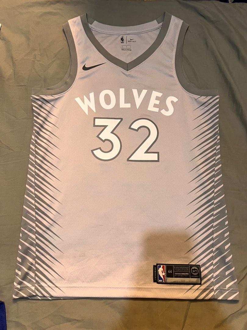 Wolves grey jersey deals