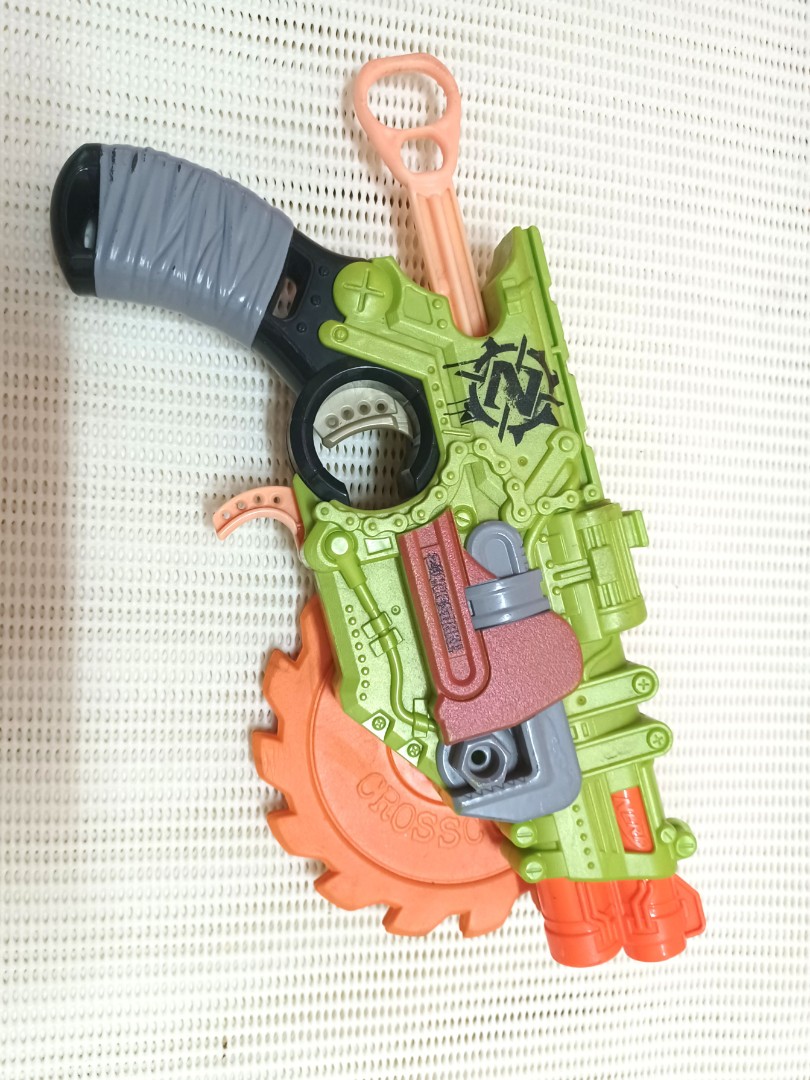 NERF Zombie Strike Crosscut Buzzsaw Blaster, Hobbies & Toys, Toys