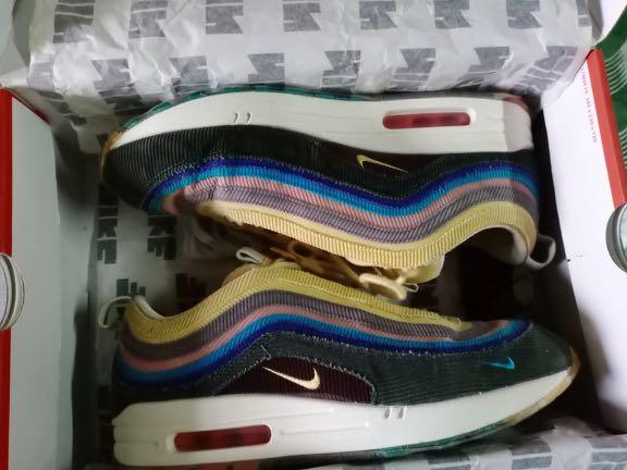 sean witherspoon nike air max