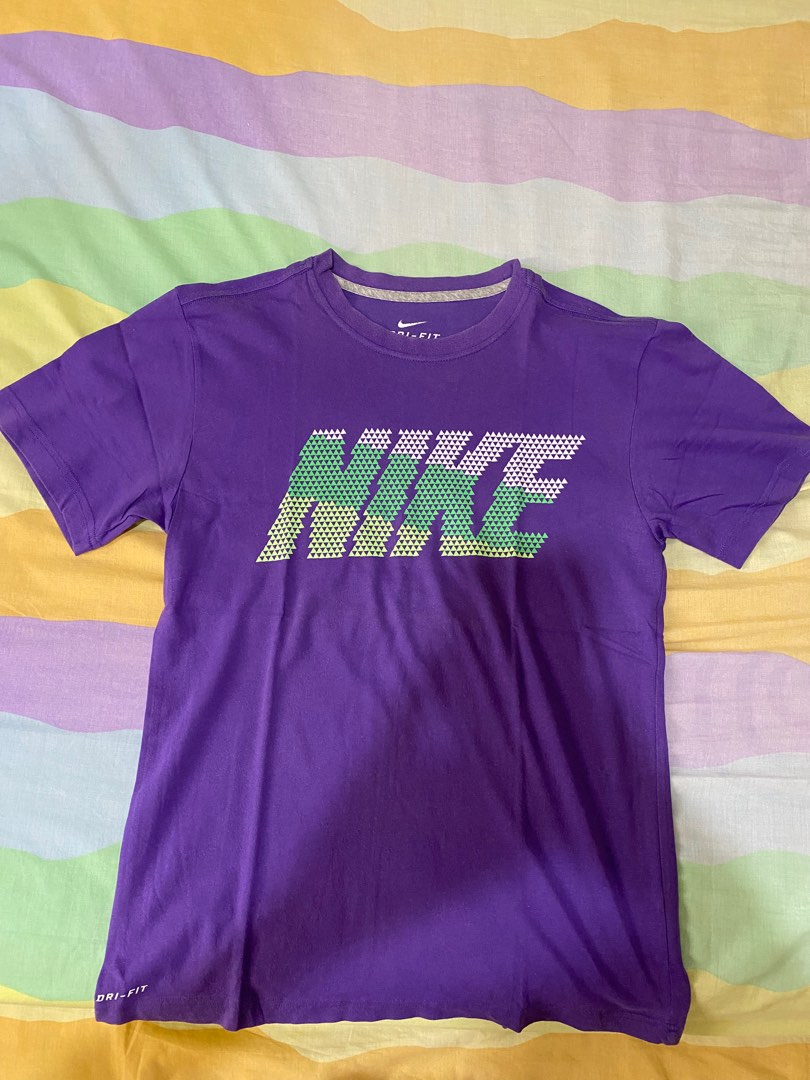 violet nike shirt