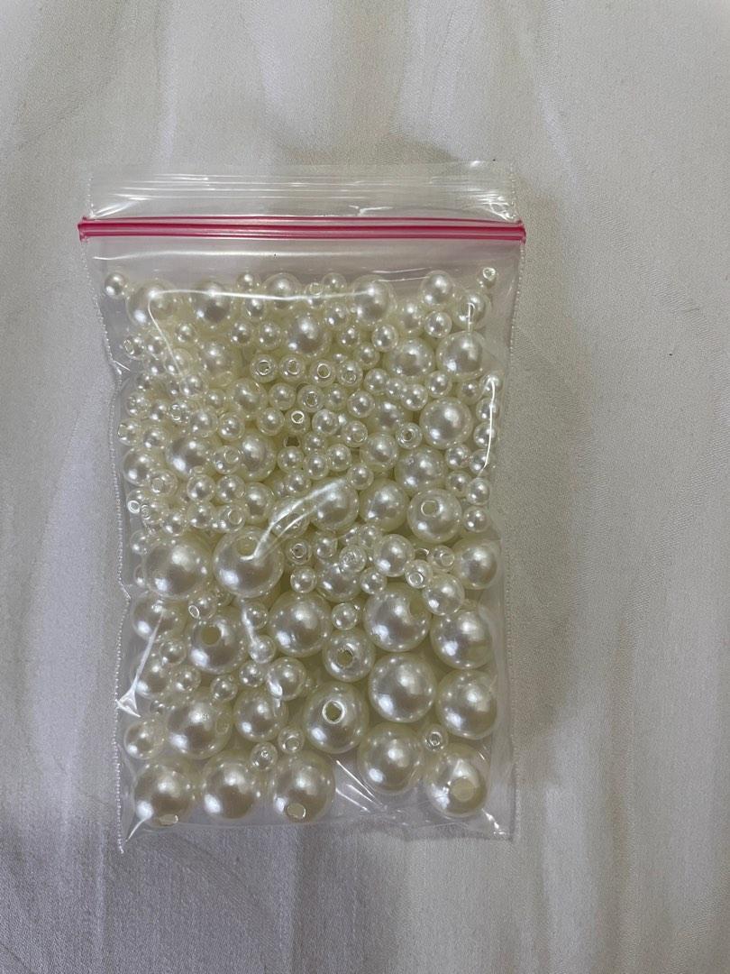pearl beads for bracelet accessory making (Category: Craft Supplies & Tools) located in San Juan City. Submitted by yanisprelovedthings (Listing ID 1181373109, Image 1). Description: what you see is what you get as is 10 pesos only + shipping can opt for pickup is preffered cleaning up lang MOP: gcash BDO MOD: lalamove grab ggx lbc *buy multiple products for sulit shipping! chat if youre looking for something ☺️.