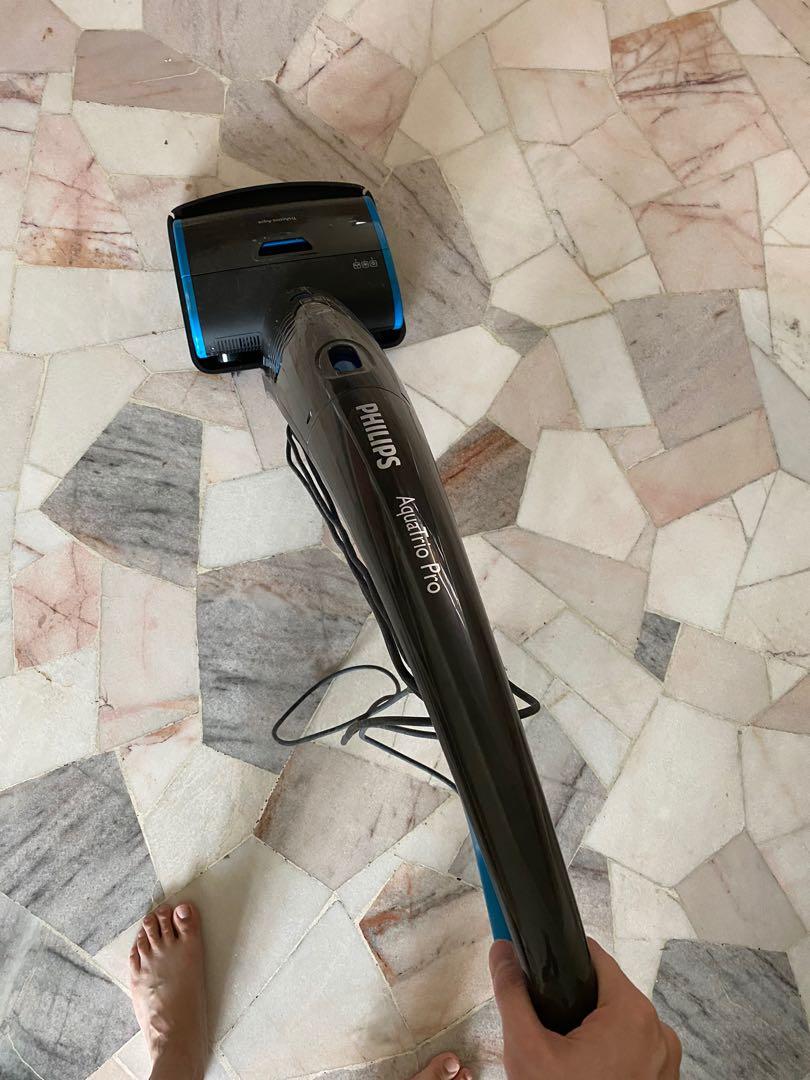 Philips AquaTrio Pro vacuum cleaner, Furniture & Home Living, Cleaning ...