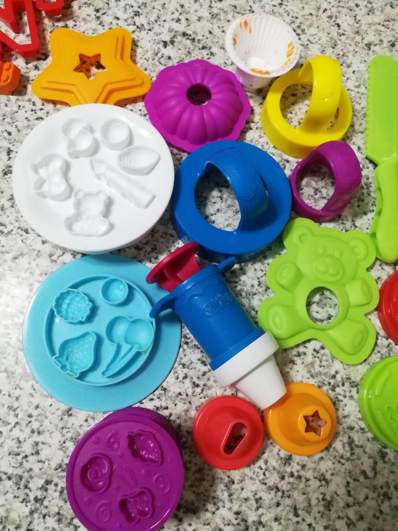 Play Doh Molders (kitchen set), Hobbies & Toys, Toys & Games on Carousell