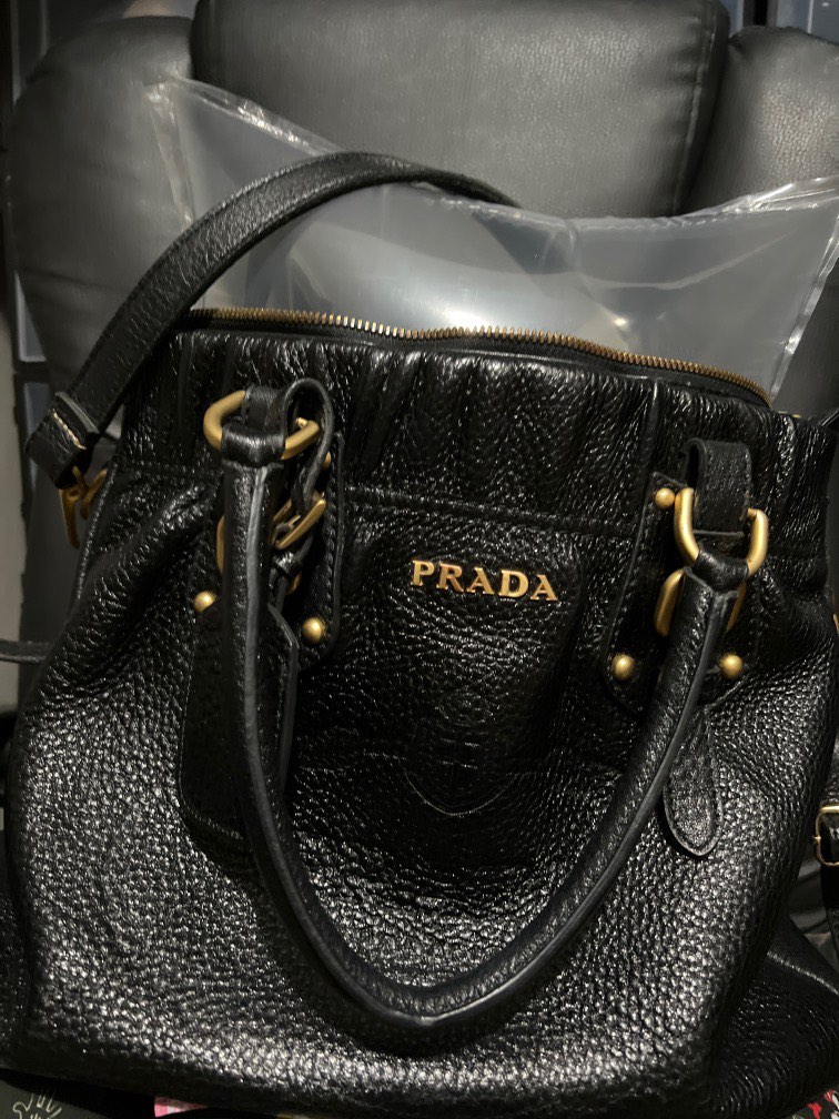 Prada, Women's Fashion, Bags & Wallets, Cross-body Bags on Carousell
