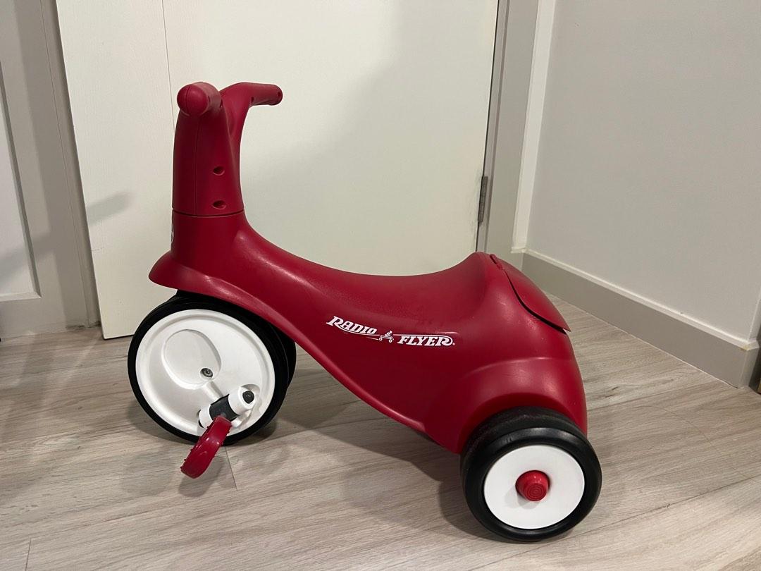 Radio Flyer Scoot 2 Pedal Scooter / Bike, Babies & Kids, Going Out