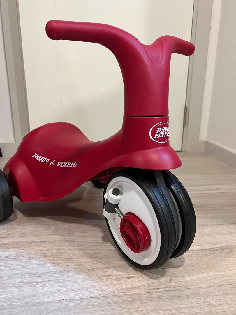 Radio Flyer Scoot 2 Pedal Scooter / Bike, Babies & Kids, Going Out