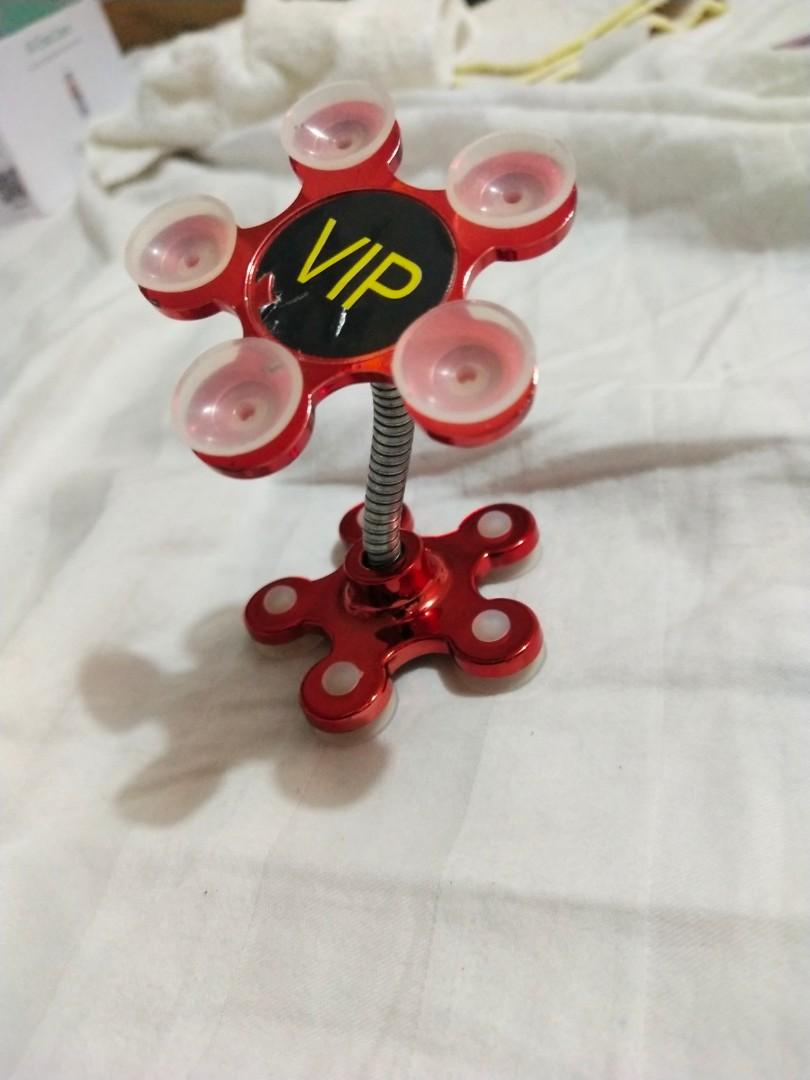 Red suction phone holder (Category: Mounts & Holders) located in Dipolog. Submitted by shikeloxespies (Listing ID 1181331662, Image 1). Description: RFS: need the money for my art supply POM: GCASH only.