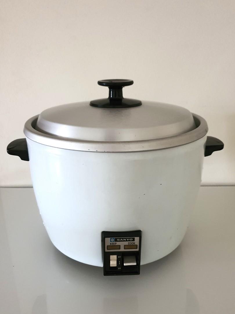 Rice Cooker (Sanyo), TV & Home Appliances, Kitchen Appliances, Cookers