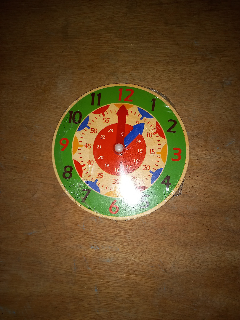 Simulation Toy Clock, Hobbies & Toys, Toys & Games on Carousell