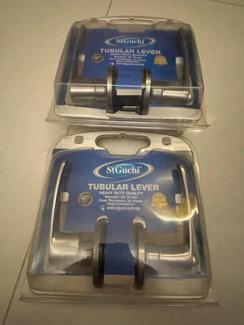 StGuchi door knobs (Category: Locks, Doors & Gates) located in Singapore. Submitted by tonny__teo (Listing ID 1181489182, Image 2). Description: 2 New set of heavy duty quality door knobs ,Easy installation Backset : 60-70 mm Door Thickness: 32-47mm .