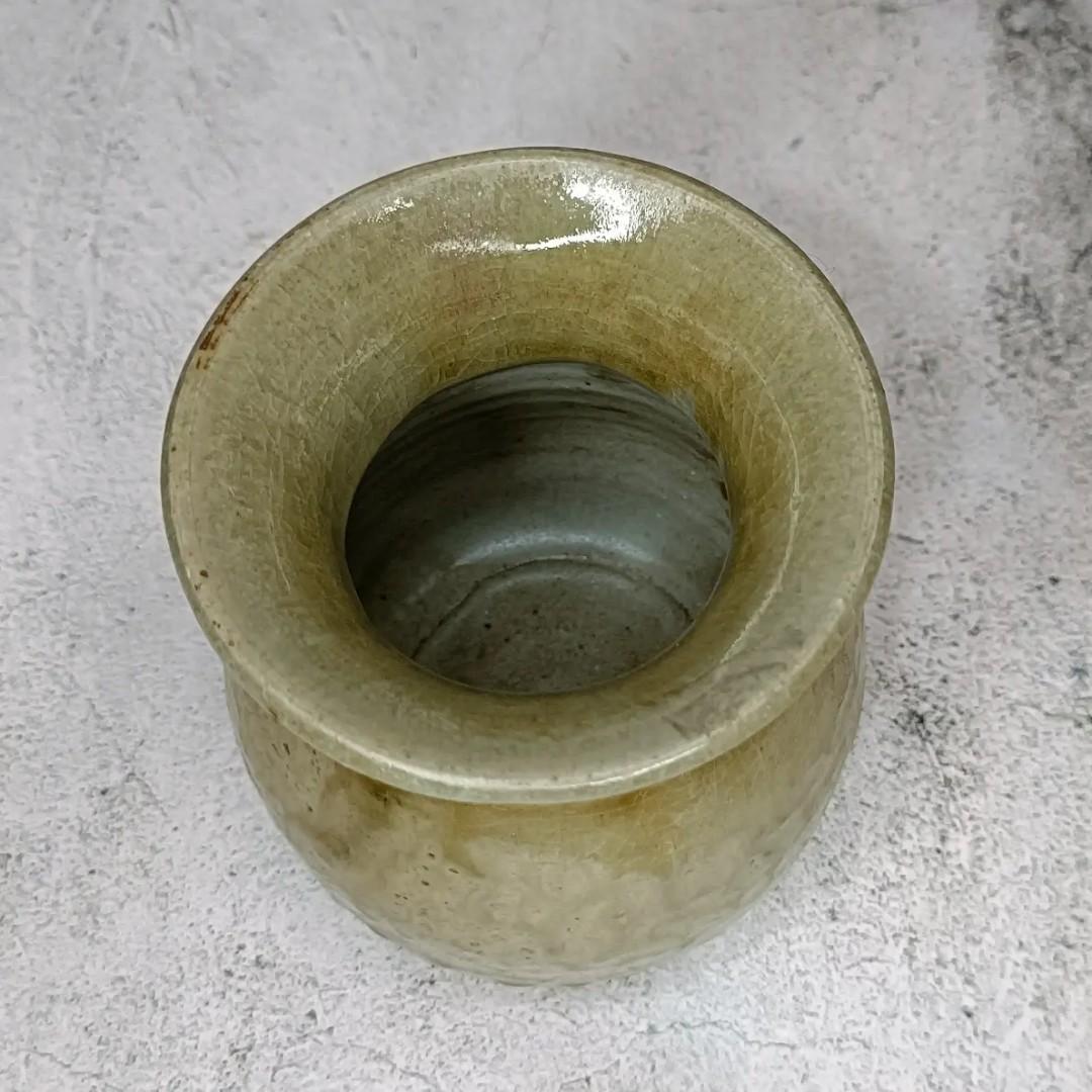 Stoneware jar/vase/utensils holder (Category: Other Kitchenware & Tableware) located in Mandaluyong City. Submitted by aishoppe08 (Listing ID 1181386151, Image 3). Description: h12cm x d8.5cm x c33cm thick and heavy.