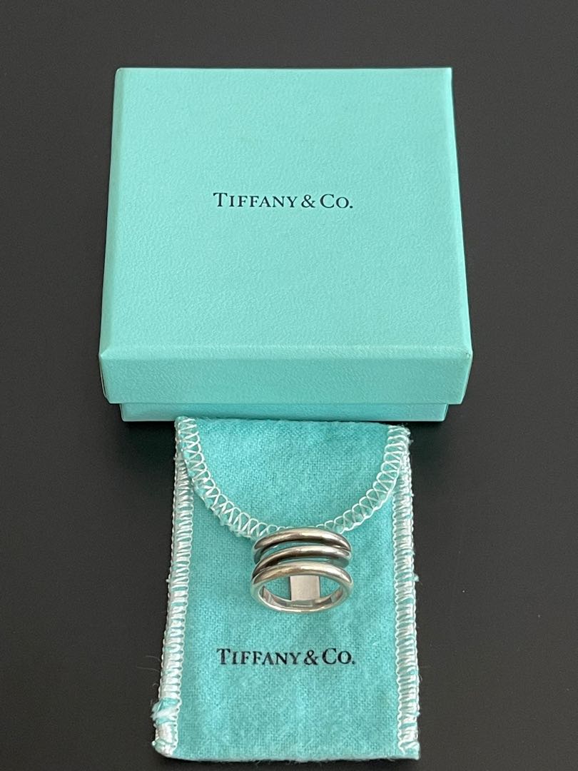 Tiffany & Co. Wide Diagonal Open Weave Band Ring, Luxury, Accessories ...