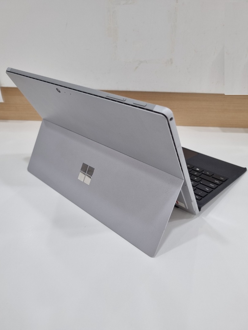 [Touchscreen Not Working] Microsoft Surface Pro 6 1796 i5 128GB 8GB