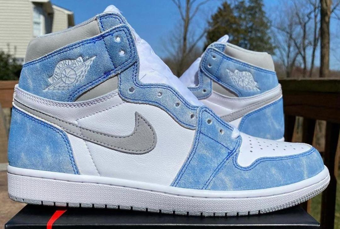 Air jordan hotsell 1 hyper blue