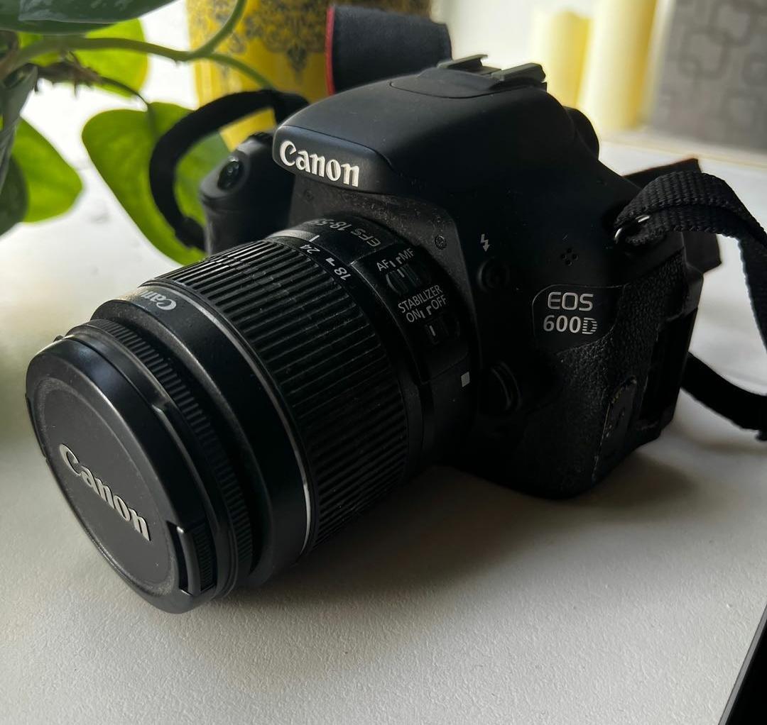 Use Canon Dslr Camera 600D With 2 Lens 18-55Mm Zoom Lens And 18-50Mm Prime  Lens Very Good Condition Like New 9/10, Photography, Cameras On Carousell