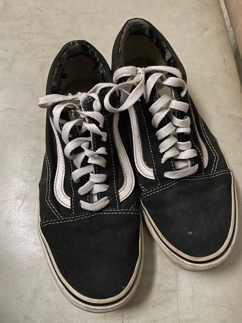 Vans old skool worn out top