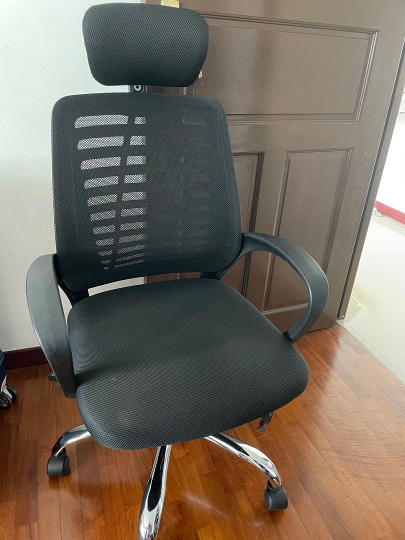 Vhive smart office chair, Furniture & Home Living, Furniture, Chairs on Carousell