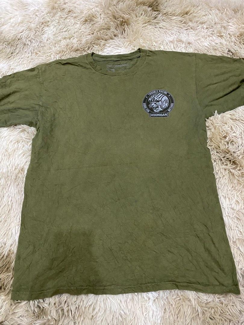 Vintage Hoonigan Tshirt (Category: Tshirts & Polo Shirts) located in Singapore. Submitted by maymaymayyy (Listing ID 1181375885, Image 1). Description: Terms & Conditions • Once sold no refunds/exchange • Please understand that vintage clothing tend to be in a non perfect / good condition due to it’s history • Free mailing for every $50 purchase! Do join our Telegram channel for the latest updates https://t.me/+C0-LlJIPSJ83YmM9 Instagram: @unload