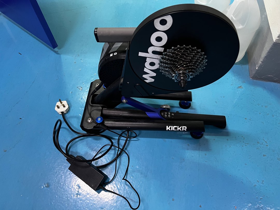 Wahoo kickr18 power trainer hotsell