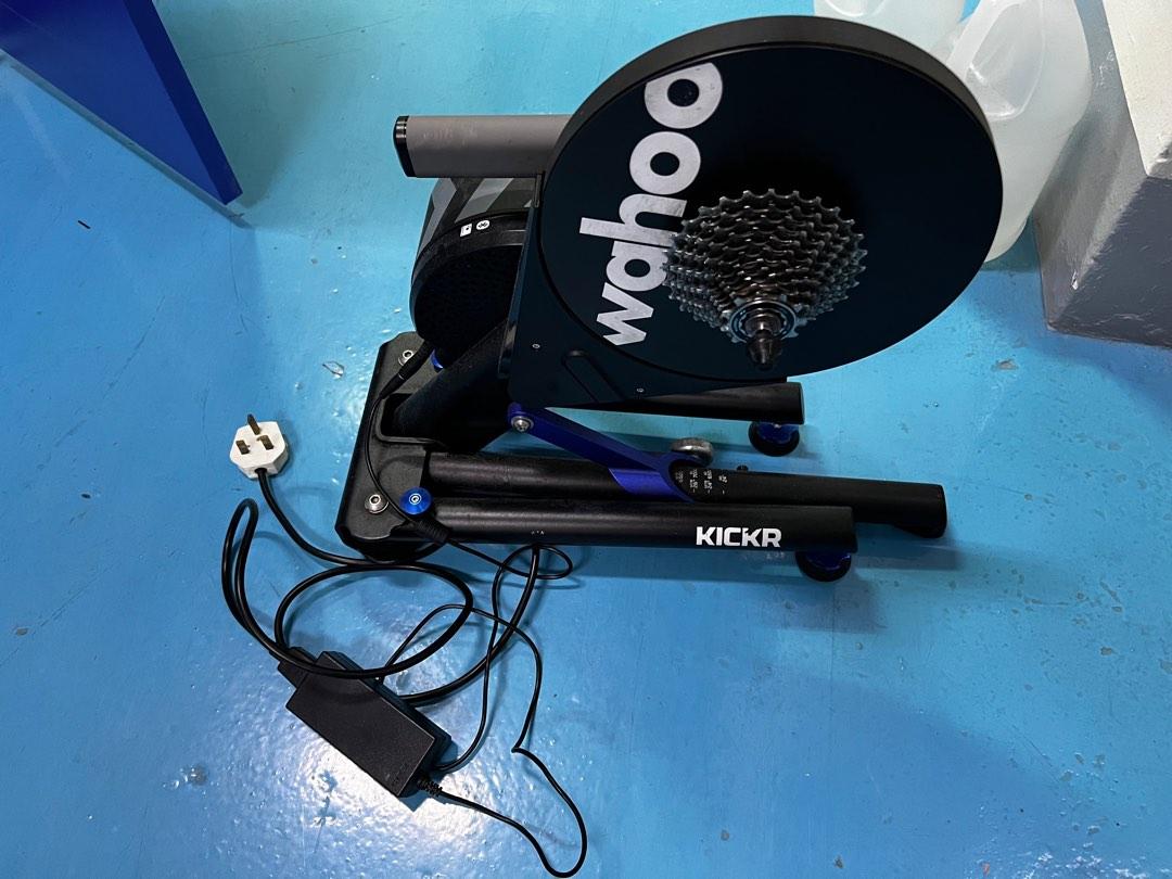 Wahoo KICKR 18 Trainer In Need of Repair Please Read Sports