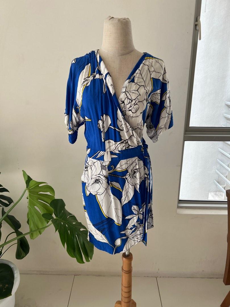Warehouse tropical dress sales