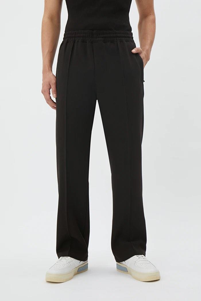 Weekday Ken Trousers / Tracksuit Pants, Men's Fashion, Bottoms ...