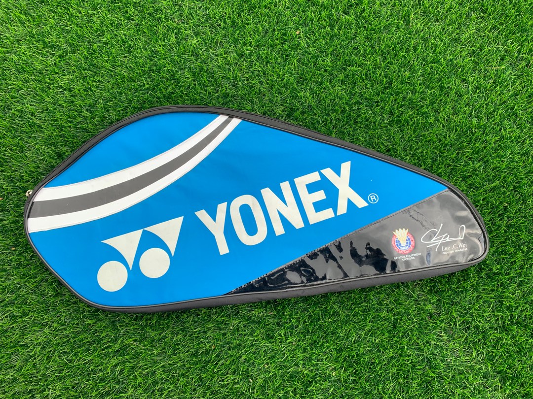 Yonex Single Racket Bag with Lee Chong Wei digital signature, Sports
