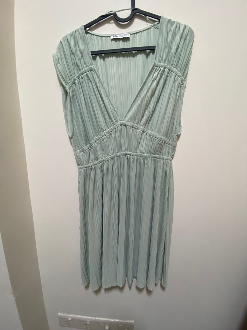 Zara Sage Green Dress, Women's Fashion, Dresses & Sets, Dresses on