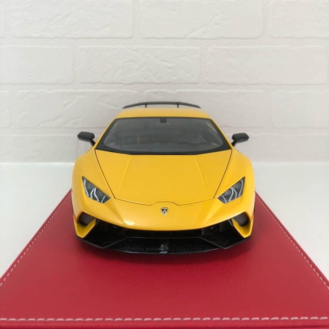 AUTOart 1:18 Lamborghini Huracan Performante year 2017 pearl