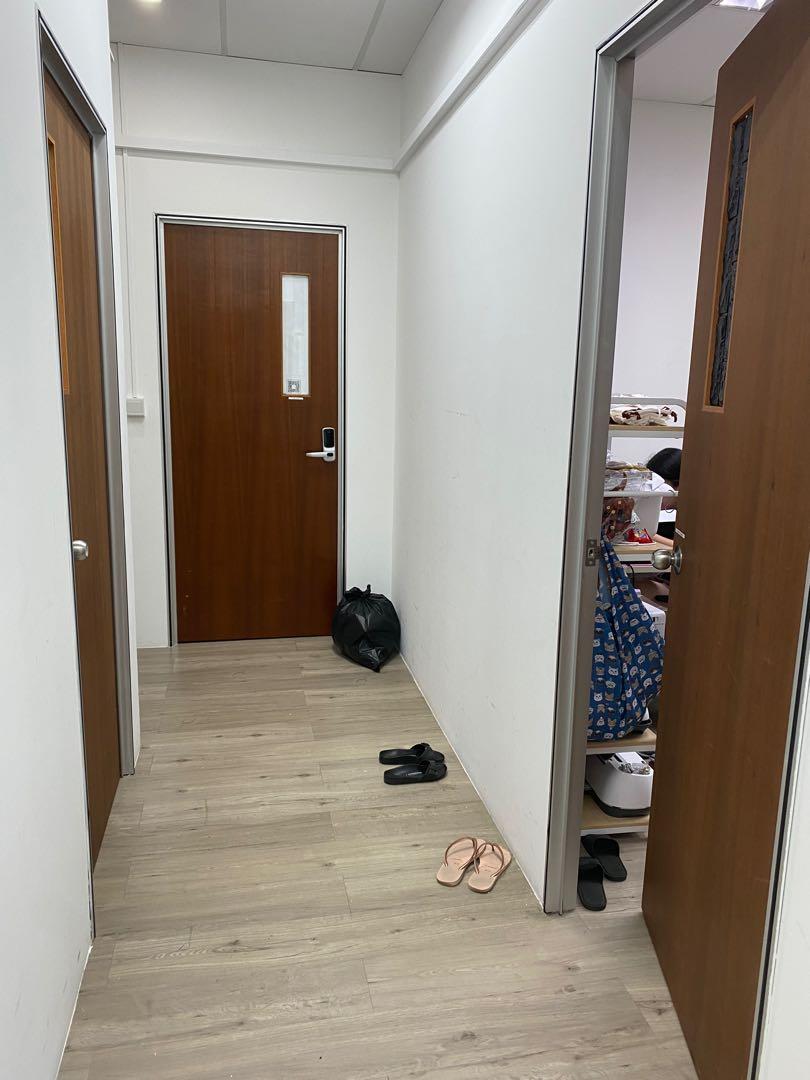 [2 months free rental] takeover lease 21 Bukit Batok Crescent Wcega