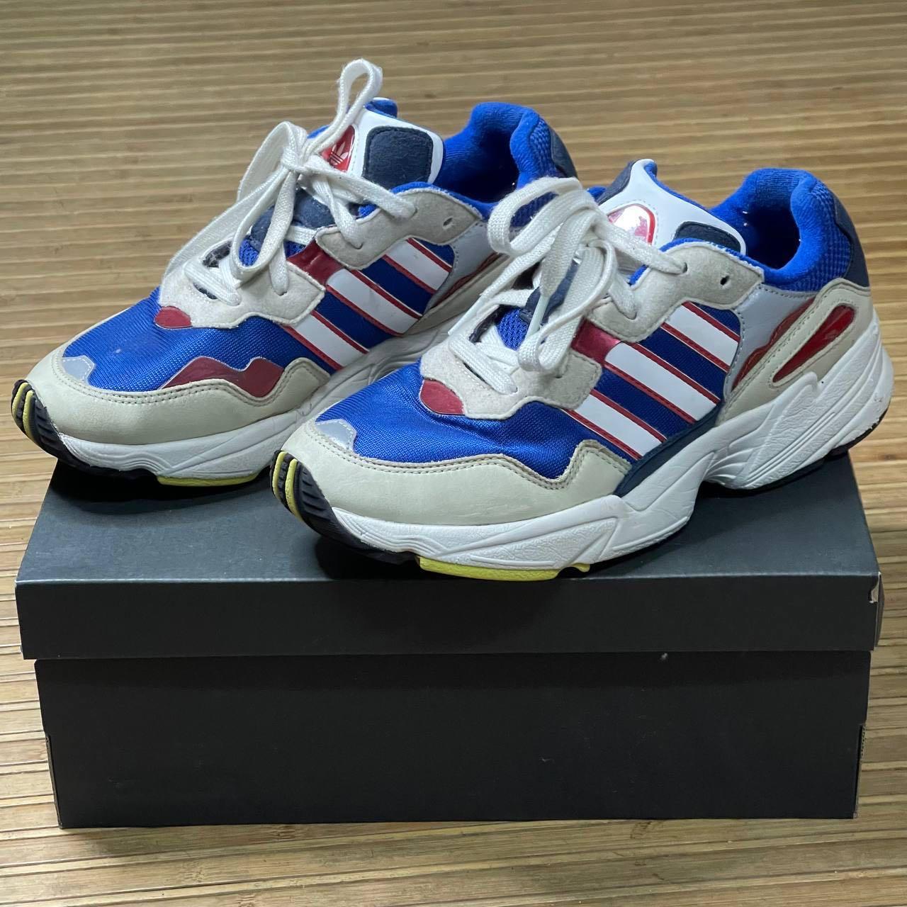 Navy blue shop adidas yung og
